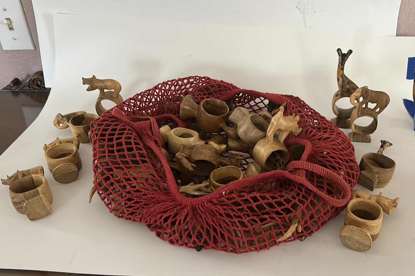Photo 1 of HAND CARVED AFRICAN SAFARI ANIMAL NAPKIN RING HOLDERS