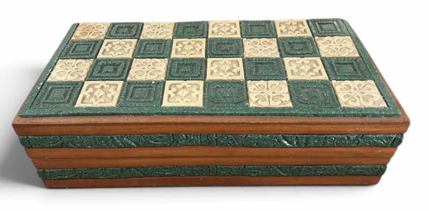 Photo 1 of VINTAGE AZTEC VS CONQUISTADOR CHESS SET WITH HAND CAST REDIN PIECES