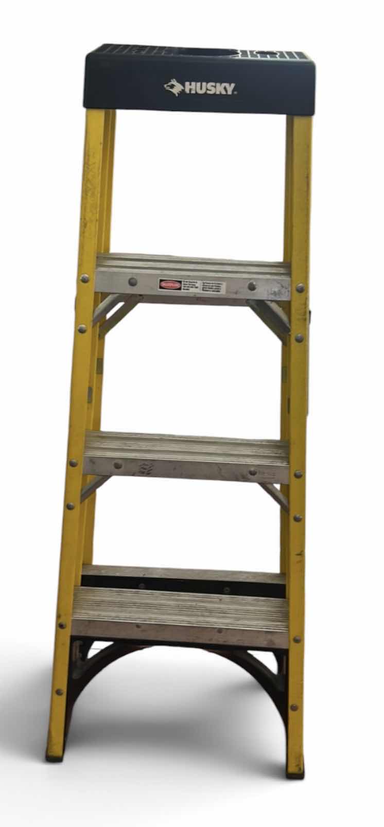 Photo 1 of HUSKY 4 FOOT FIBERGLASS STEP LADDER