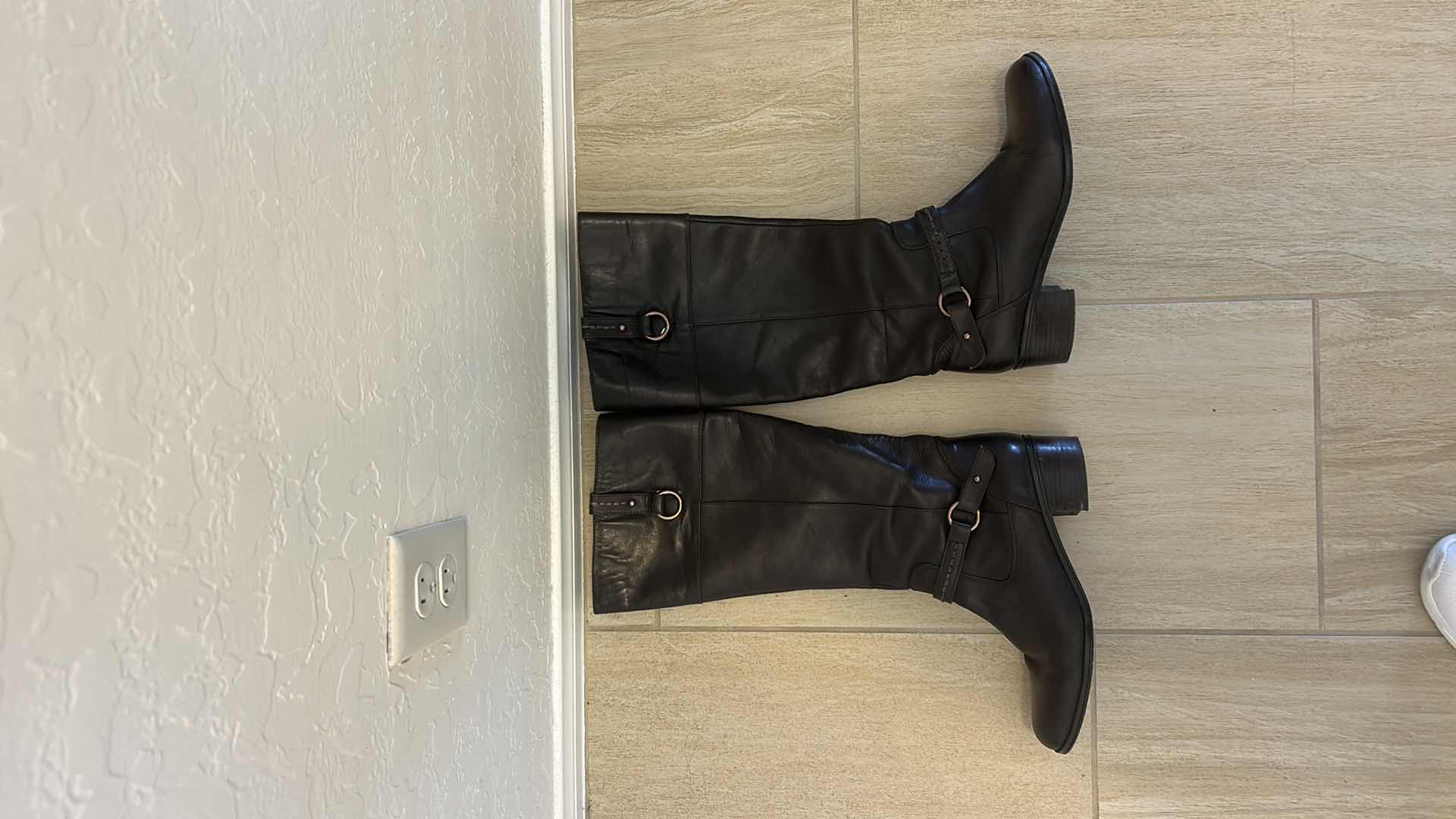 Photo 1 of BANDOLINO CALLUA BLACK LEATHER KNEE-HIGH RIDING BOOTS WOMEN’S SIZE 10