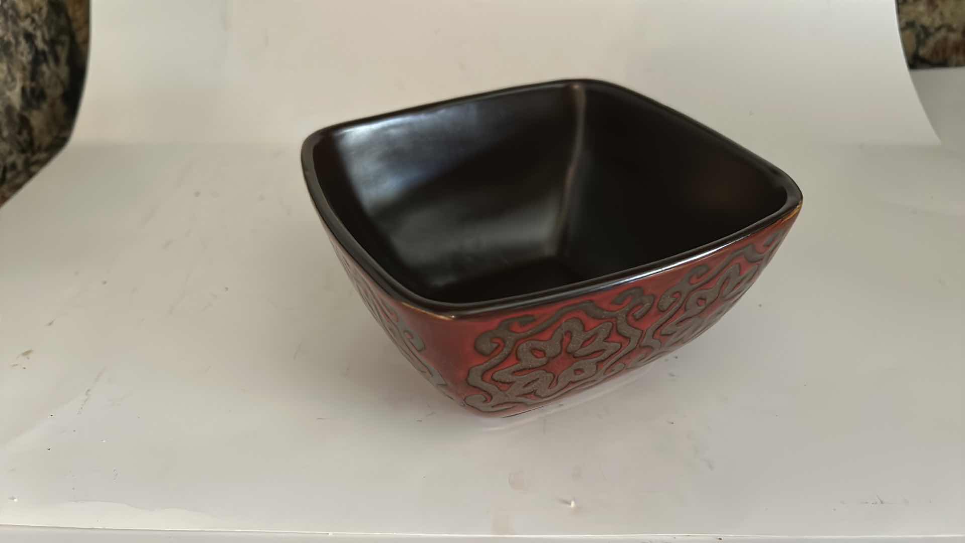 Photo 1 of PLATES AND BOWLS