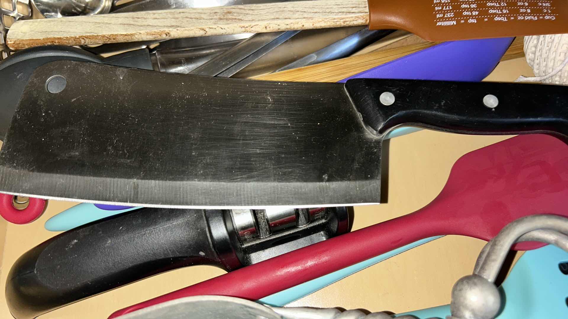 Photo 1 of CONTENTS OF DRAWER IN KITCHEN