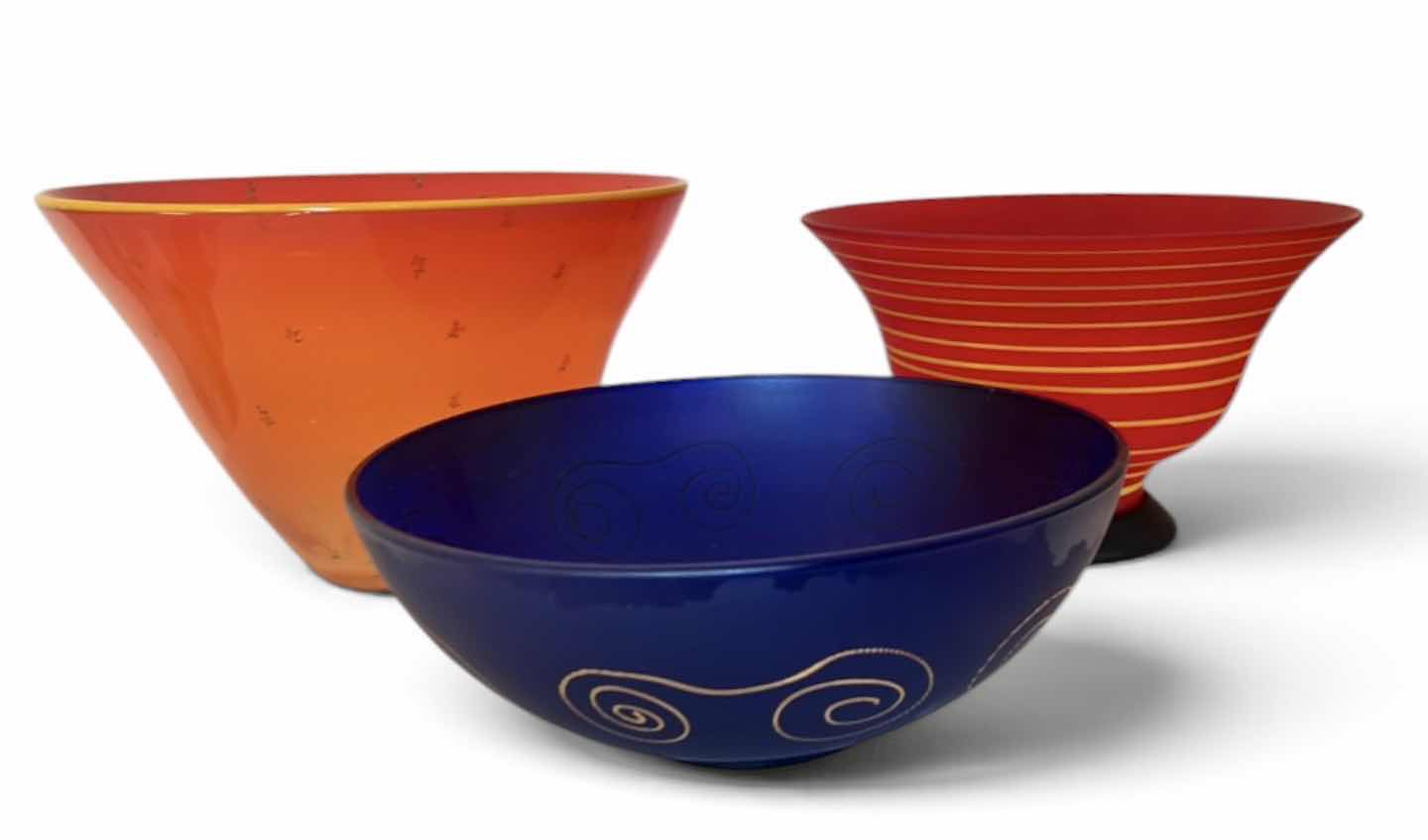 Photo 1 of 3 GLASS BOWLS (LARGEST 11” x H7”)