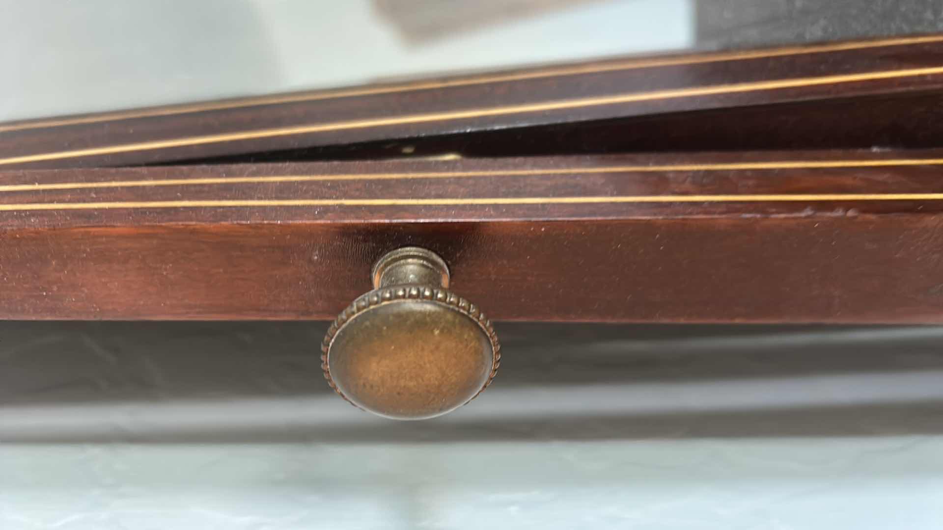 Photo 1 of VINTAGE AMERICAN FEDERAL REVIVAL STYLE BOWFRONT CHEST OF DRAWERS WITH AN ACCOMPANYING ATTACHED TILT MIRROR. RICHLY STAINED MAHOGANY VENEERS DECORATED WITH A DISTINCTIVE "BARBER POLE" CHECKERED BAND INLAY ALONG THE BORDERS OF THE DRAWERS. EXPERTLY CRAFTED 