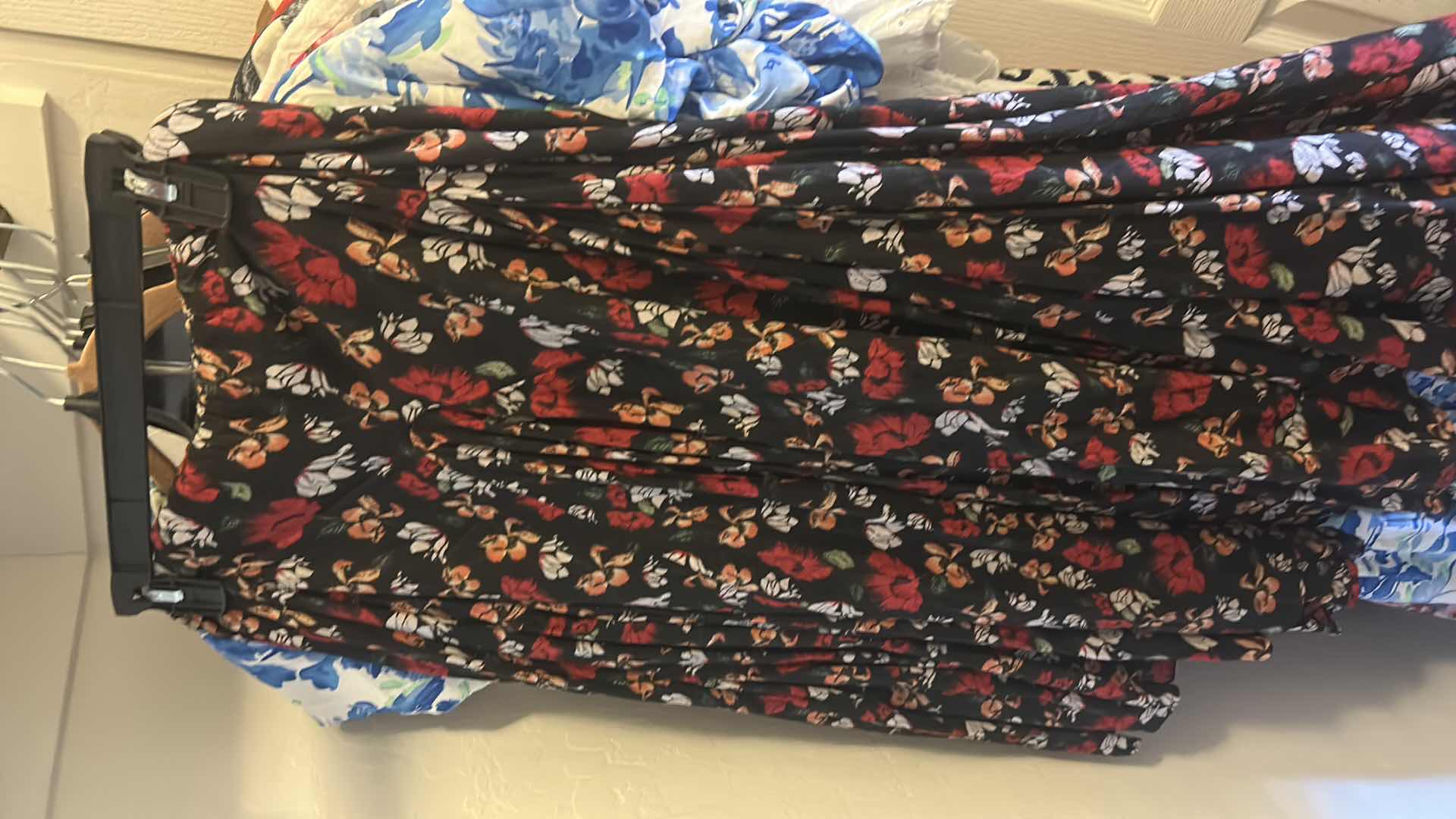Photo 1 of 12 WOMEN’S PLUS SIZE DRESSES