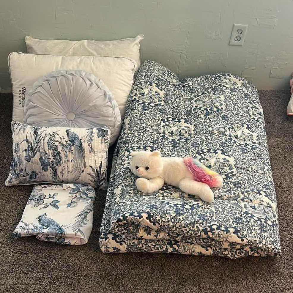 Photo 1 of QUEEN, BEDDING PILLOWS, AND SHAMS