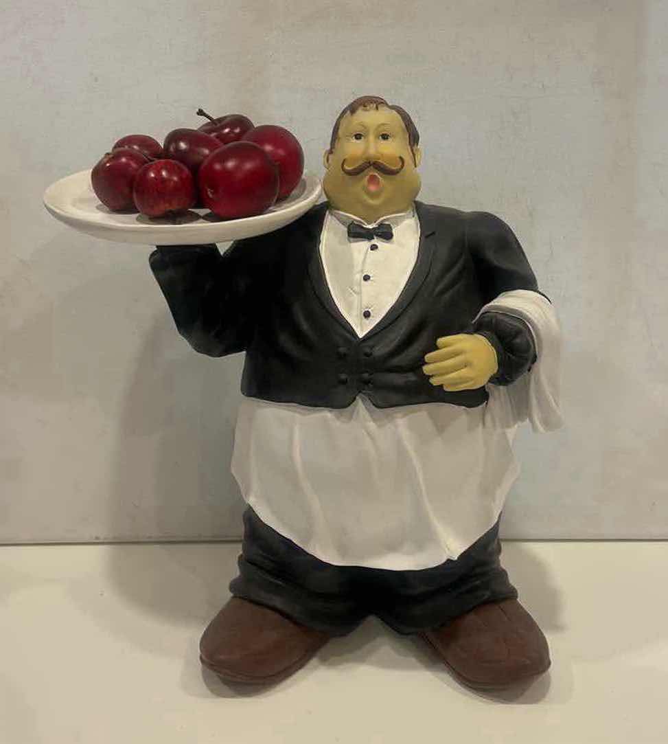 Photo 1 of VINTAGE ITALIAN BISTRO WAITER RESIN STATUE, H13”