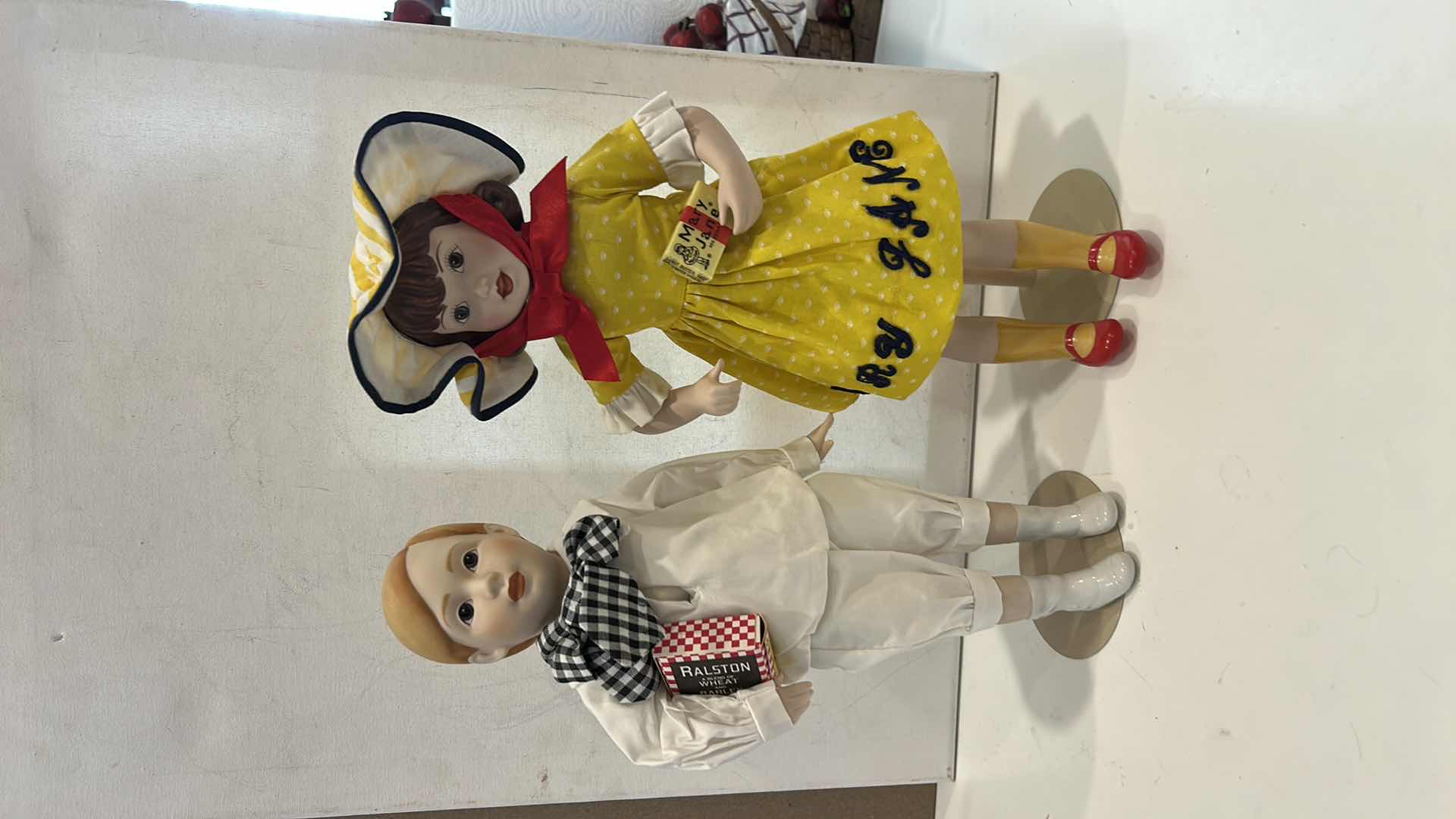 Photo 1 of 1985-1986 FRANKLIN HEIRLOOM PORCELAIN DOLL $70
