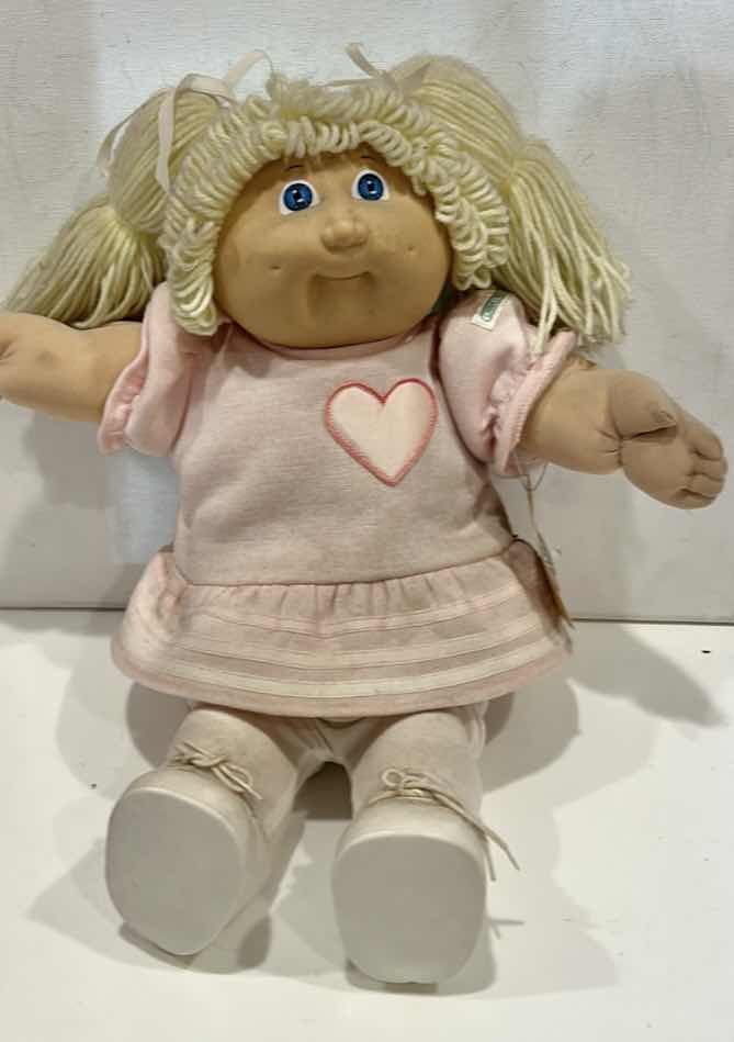Photo 1 of VINTAGE CABBAGE PATCH KIDS DOLL