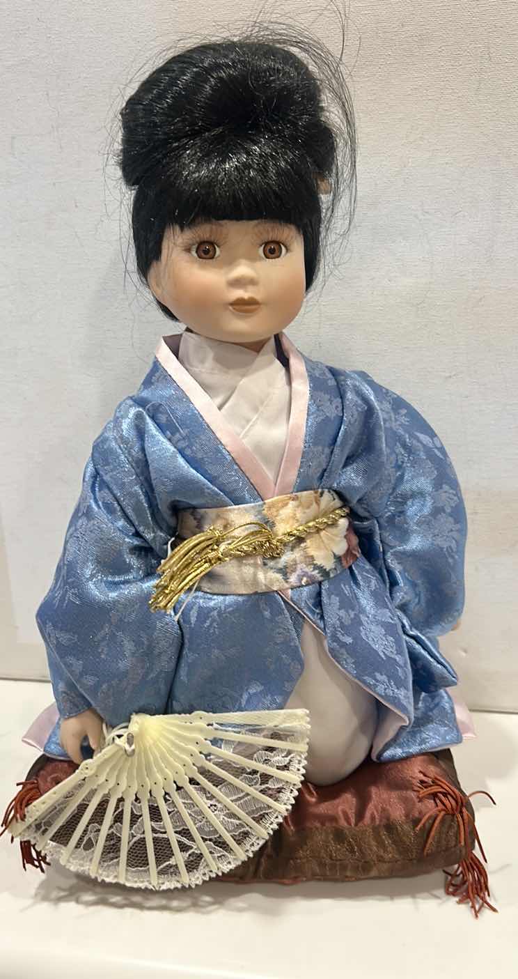 Photo 1 of VINTAGE COLLECTIBLE GEISHA-STYLE PORCELAIN DOLL 
H14”