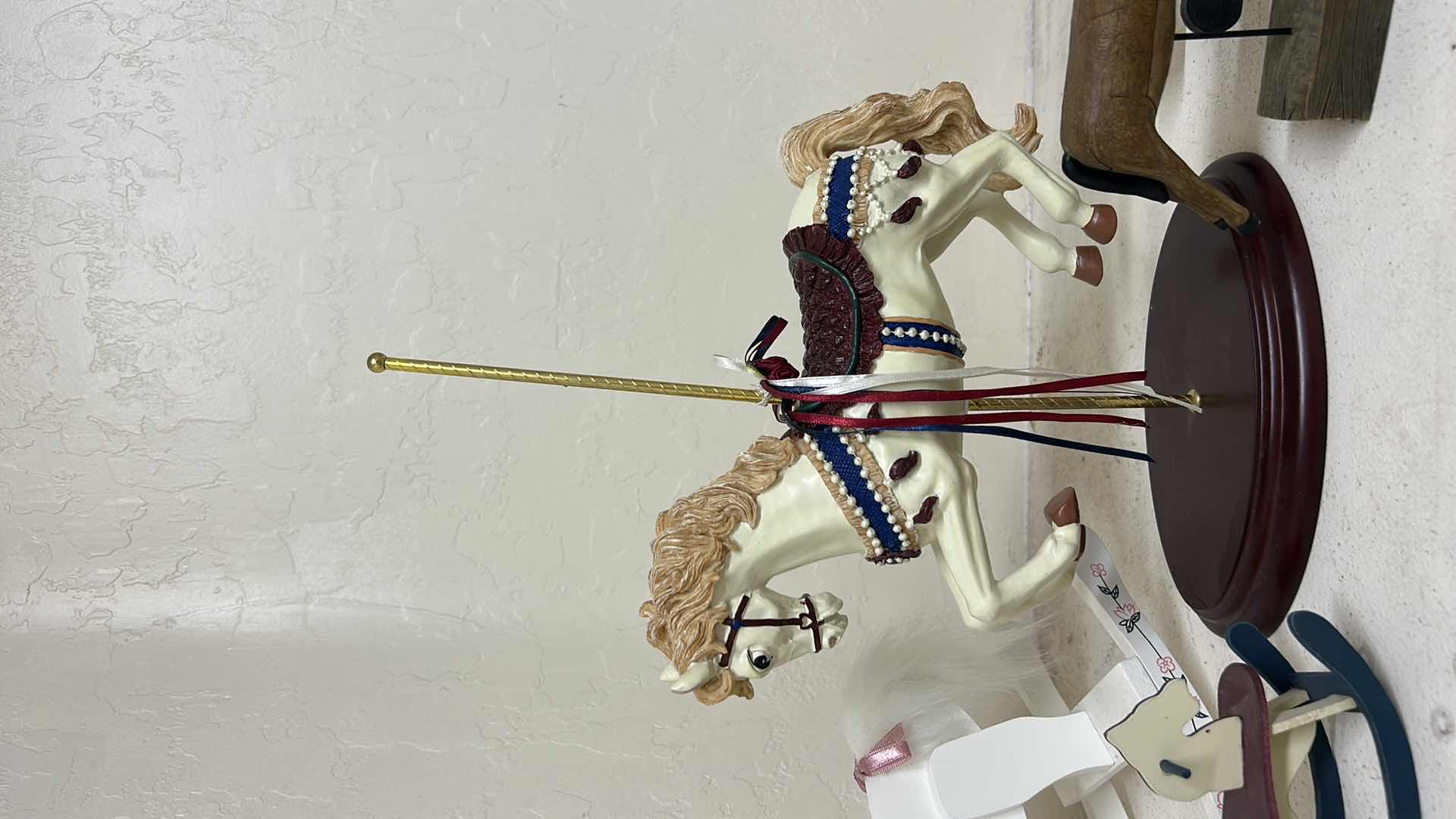 Photo 1 of HORSE HOME DECOR PIECES