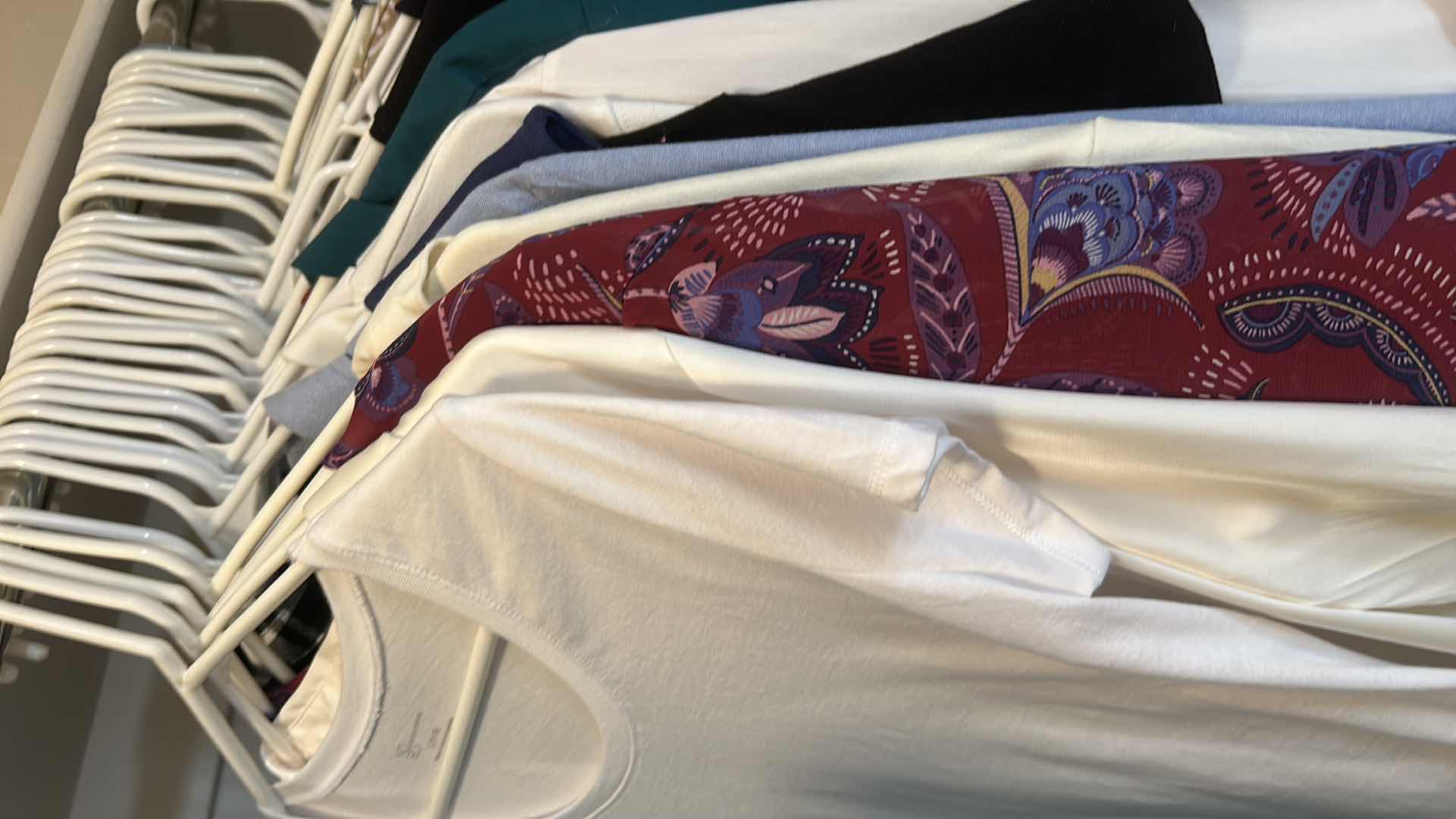 Photo 1 of WOMEN’S CLOTHING ASSORTMENT SIZE LARGE