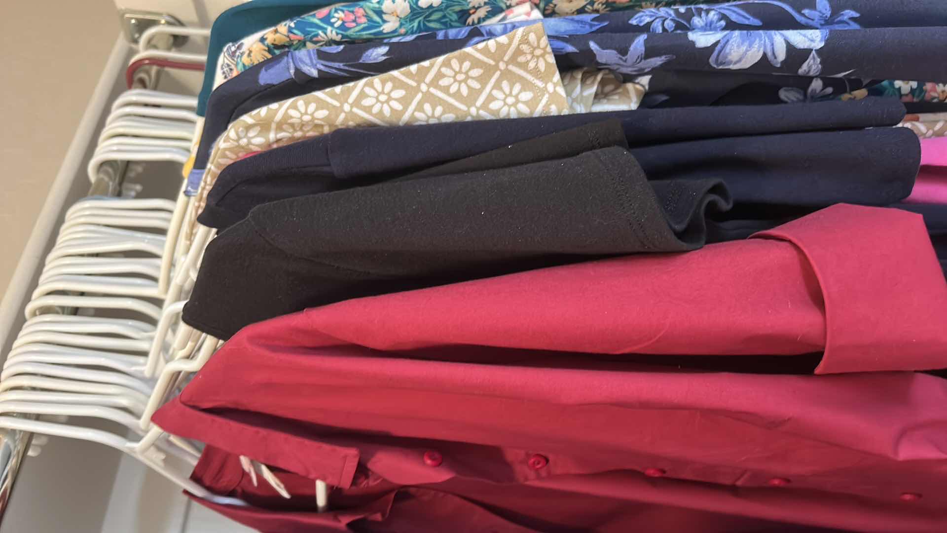 Photo 1 of WOMEN’S CLOTHING ASSORTMENT SIZE LARGE