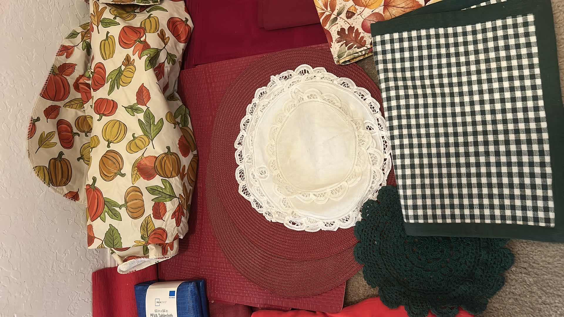Photo 1 of TABLE LINENS & PLACE MATS