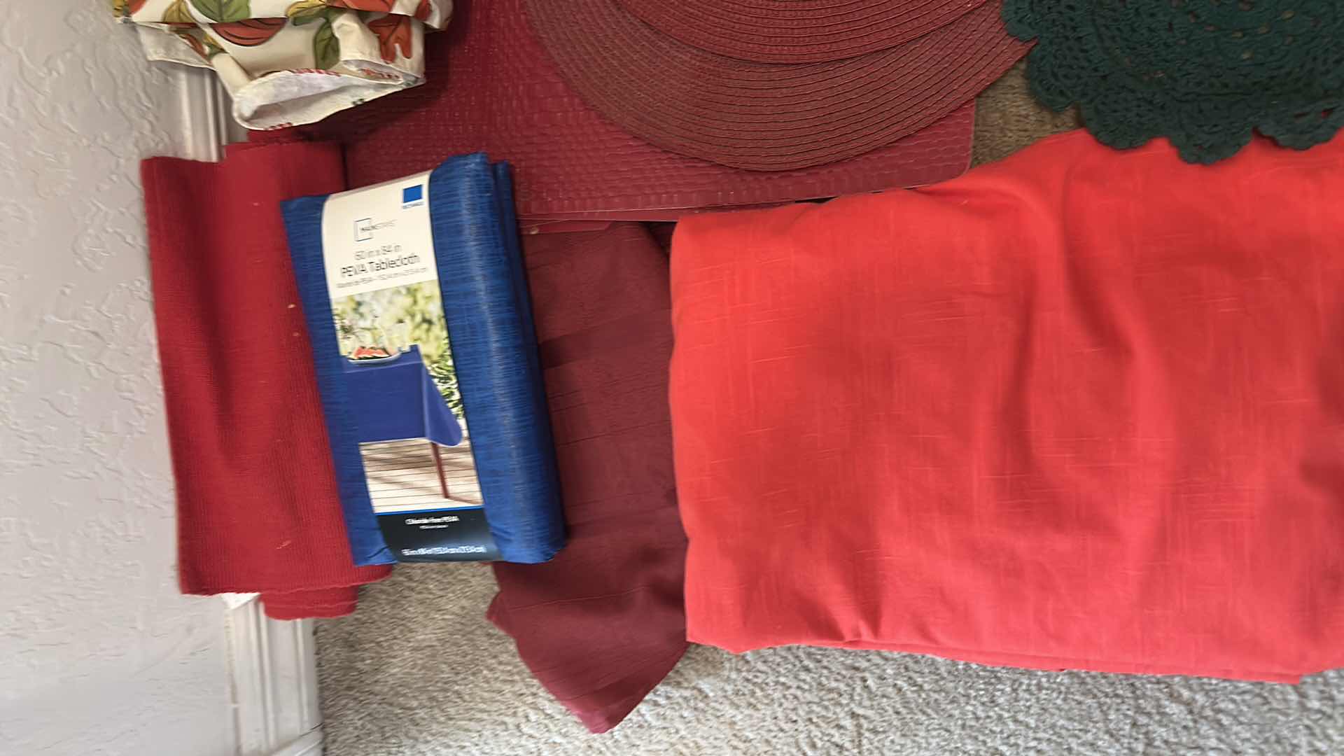 Photo 1 of TABLE LINENS & PLACE MATS
