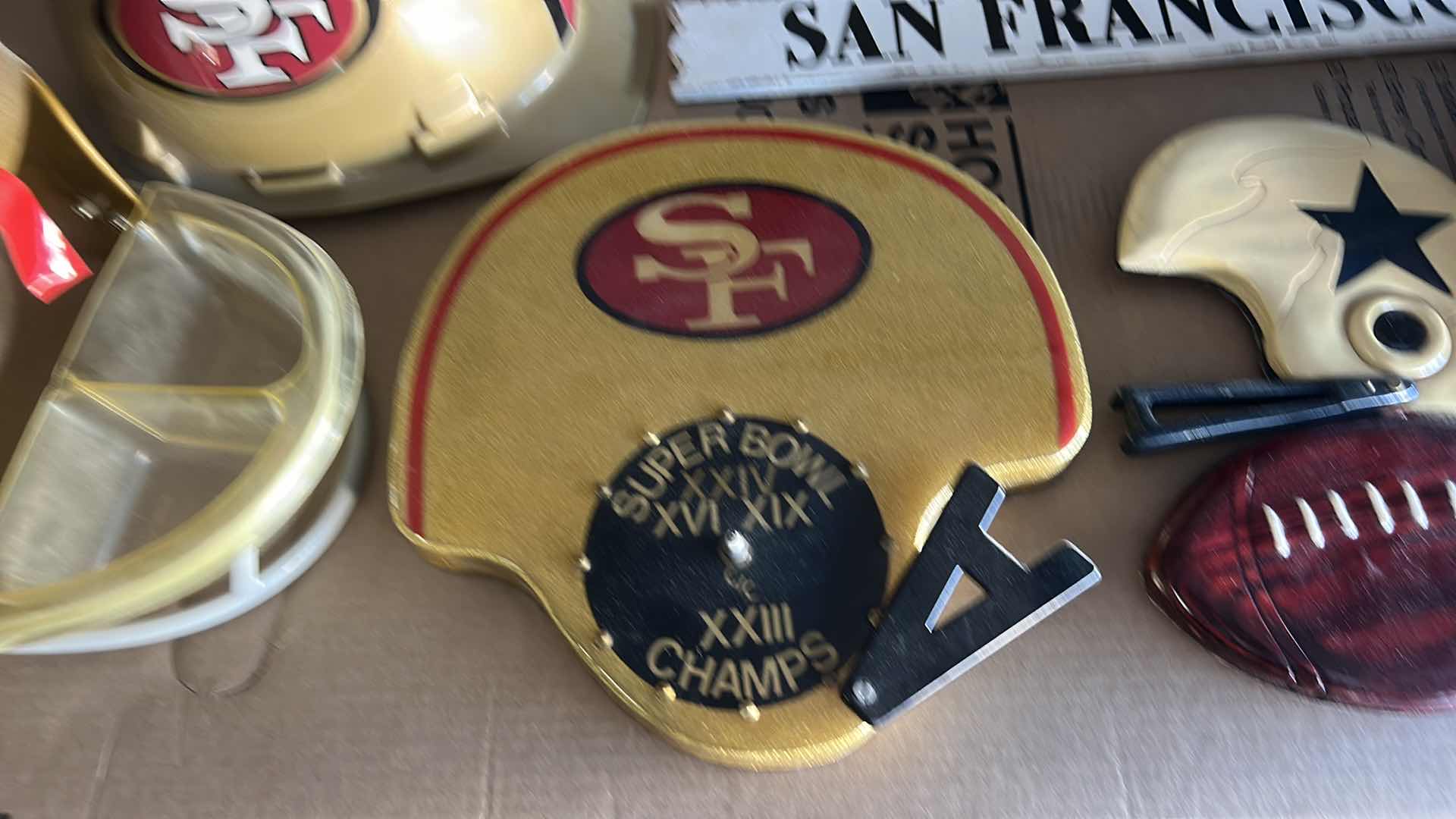 Photo 1 of SAN FRANCISCO GIANTS COLLECTIBLES