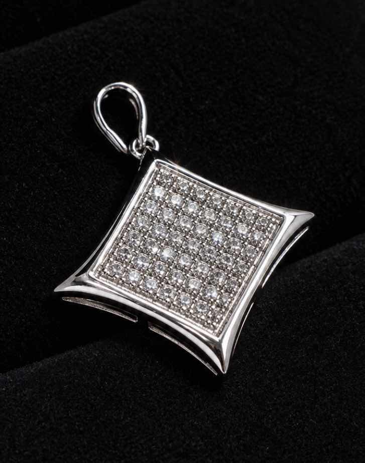 Photo 1 of 10K WHITE GOLD PENDANT 0.2 5CTW 1.2 G #17