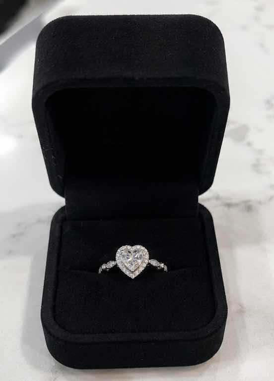 Photo 1 of 10K WHITE GOLD 0.50 CTW DIAMOND RING 2.4G (EST SIZE 6-7) #12 $2,100