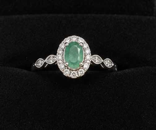 Photo 1 of 10K WHITE GOLD 0.50 CTW DIAMOND W  1CTW EMERALD, RING 2.3G (EST SIZE 6–7) #18 $1,575