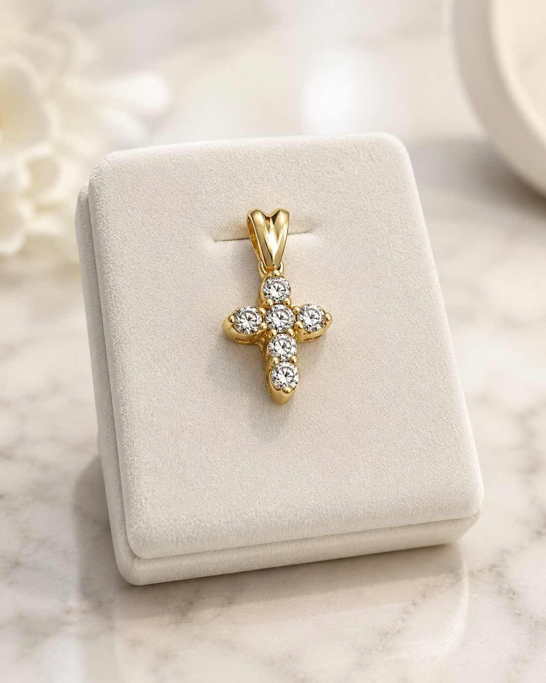 Photo 1 of 14K YELLOW GOLD 0.50 CTW DIAMOND CROSS PENDANT 1.93 G W APPRAISAL #2031 $3995
