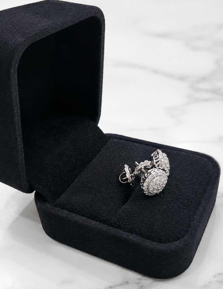 Photo 1 of 10K WHITE GOLD EARRINGS 4.2 G #10