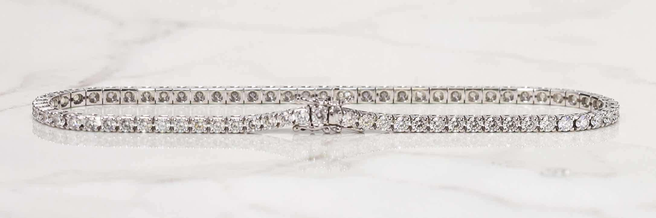 Photo 1 of 14K WHITE GOLD 3.5 CTW DIAMOND TENNIS BRACELET 11.6 G #21