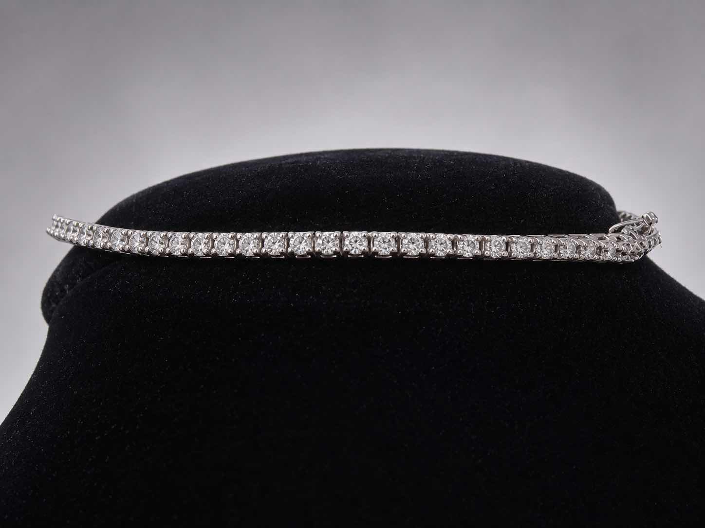 Photo 1 of 14K WHITE GOLD 3.5 CTW DIAMOND TENNIS BRACELET 11.6 G #21