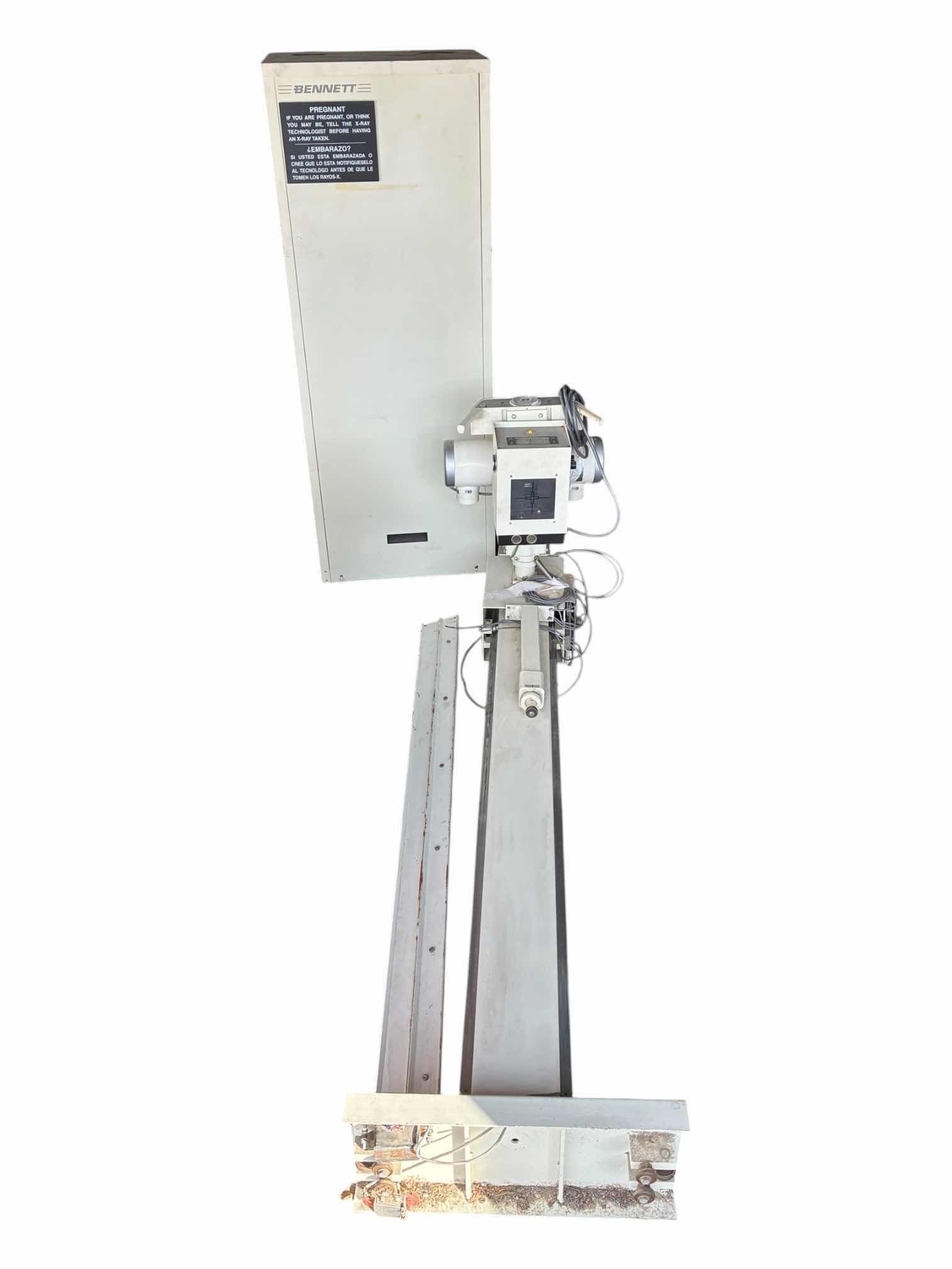 Photo 1 of BENNENT X-RAY MACHINE EQUIPMENT (READ NOTES)