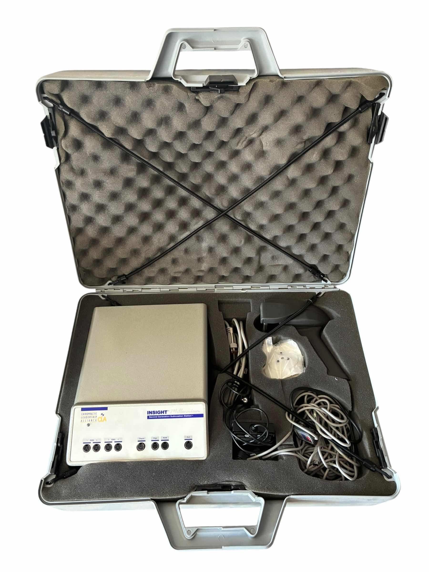 Photo 1 of CHIROPRACTIC LEADERSHIP ALLIANCE INSIGHT MILLENNIUM SECOND GENERATION SUBLUXATION STATION W CASE