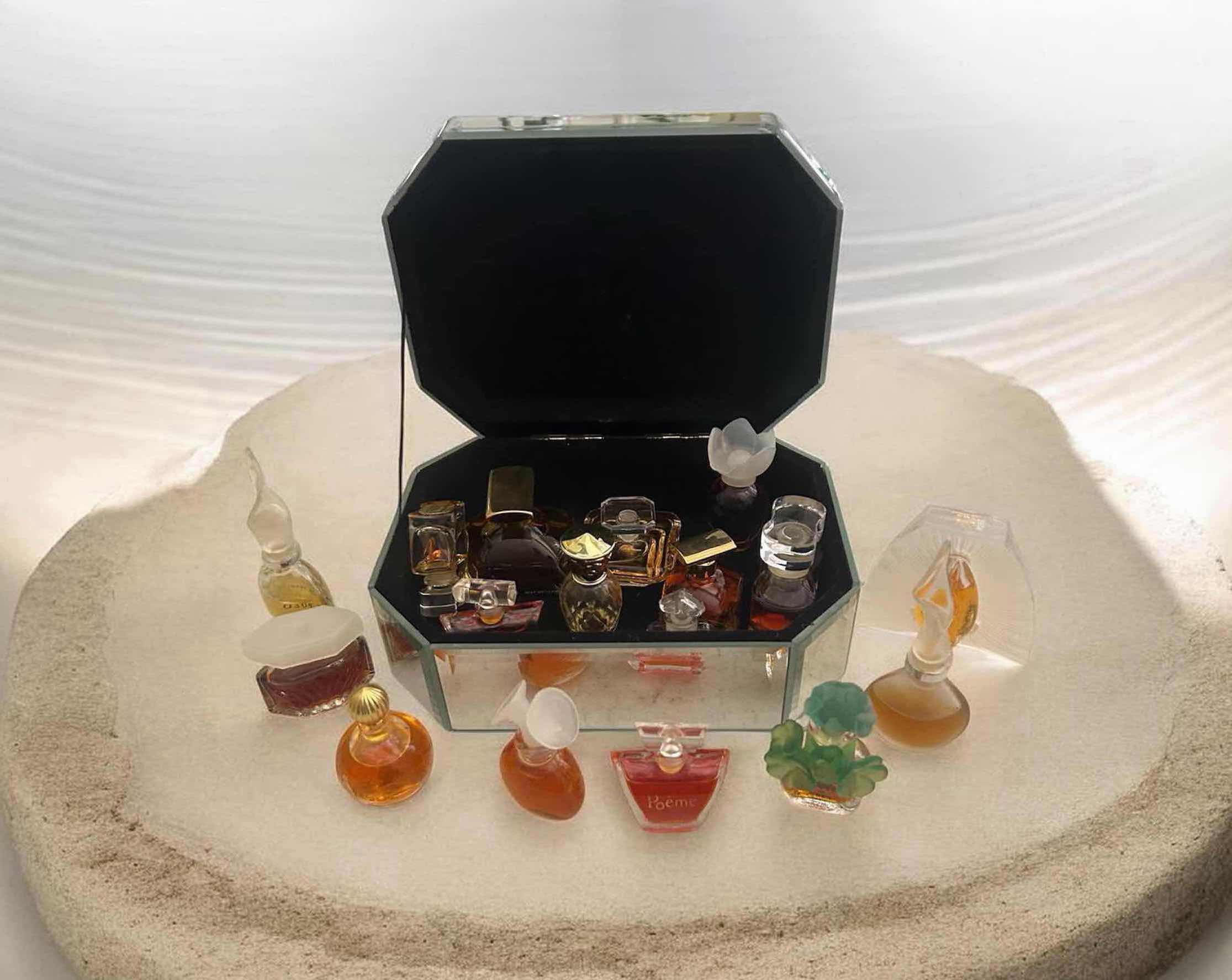 Photo 1 of 17- SMALL PERFUME BOTTLES IN GLASS BOX
