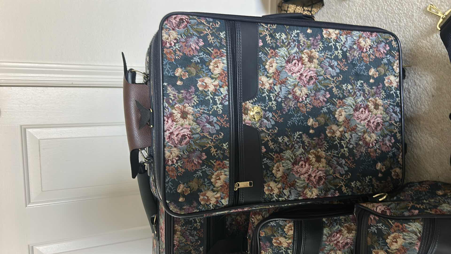 Photo 1 of JAGUAR, FOUR PIECE LUGGAGE SET