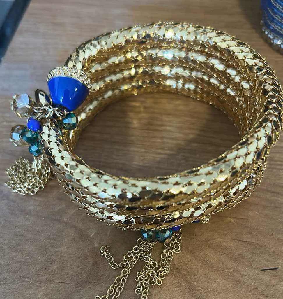 Photo 1 of 6- FASHION BRACELETS