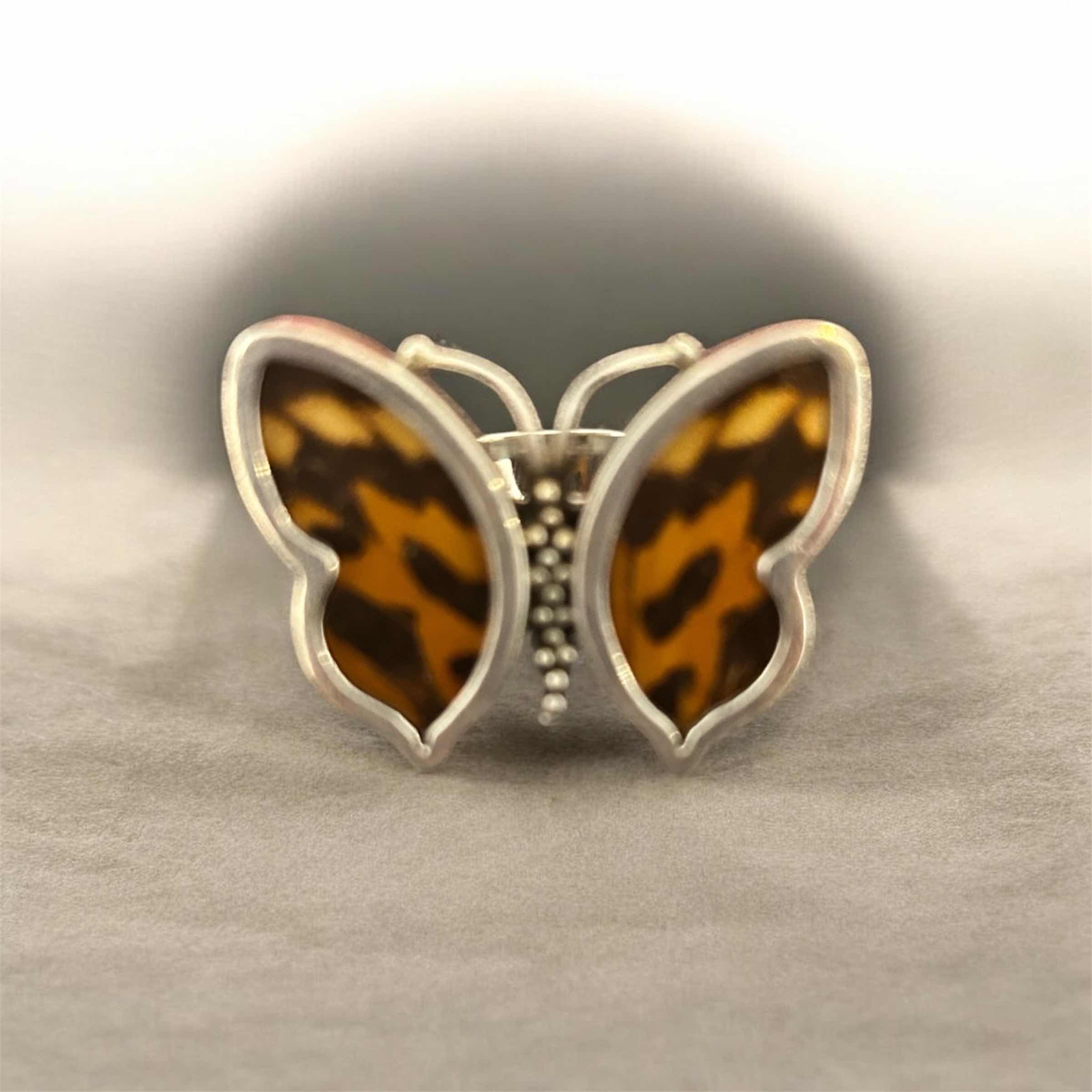 Photo 1 of AMBER AMERICA BALTIC AMBER 950 STERLING SILVER BUTTERFLY RING SIZE 7