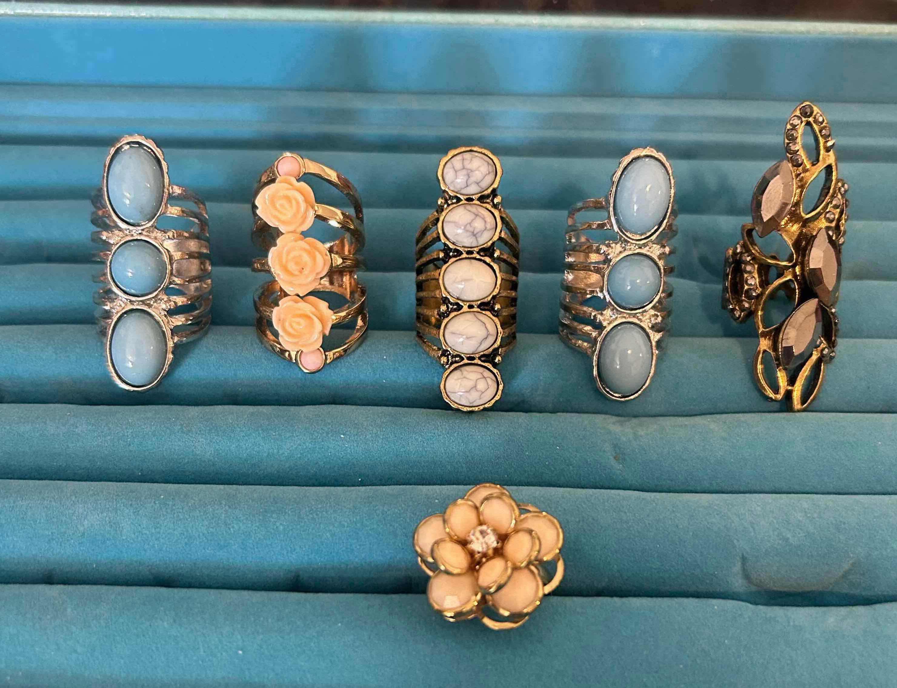 Photo 1 of 6- MODERN COSTUME JEWELRY STATEMENT RINGS W FAUX TURQUOISE OR WHITE STONE SIZE 7