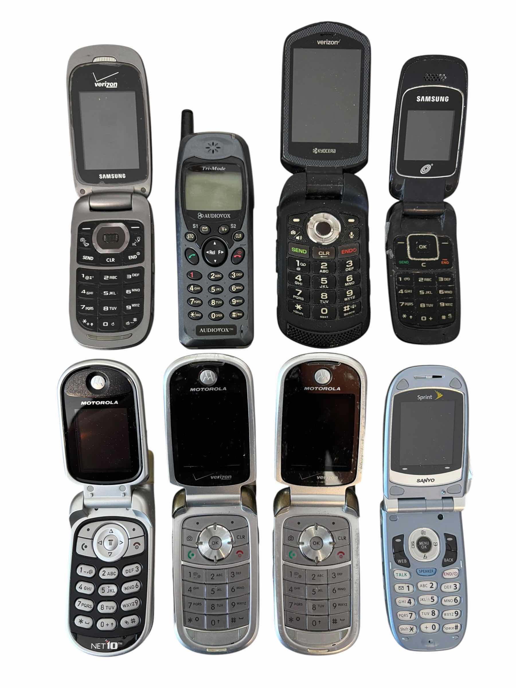 Photo 1 of COLLECTION OF VINTAGE CELL PHONES (8)
