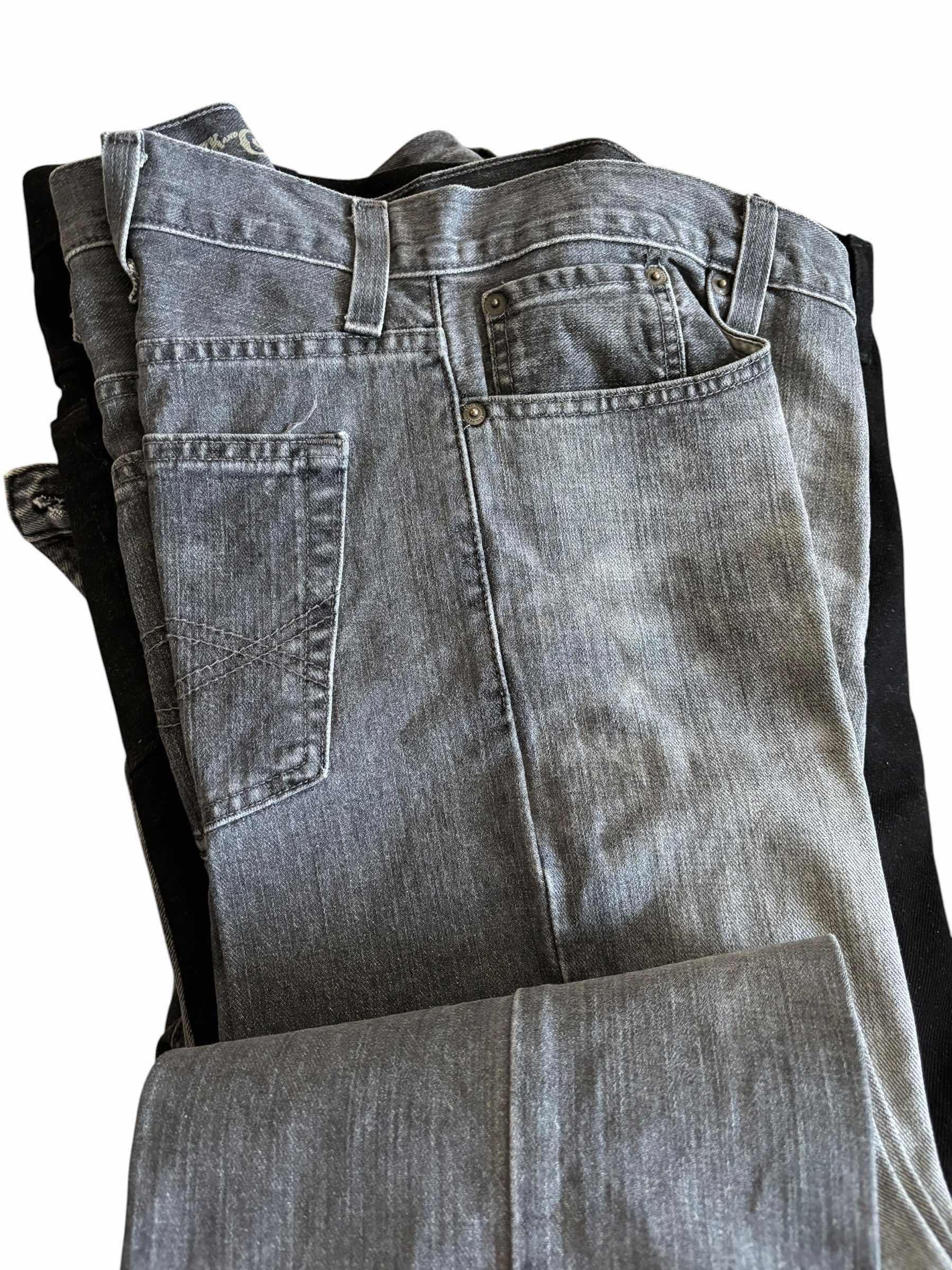 Photo 1 of MEN’S JEANS (8 PAIRS) SIZE 36X30