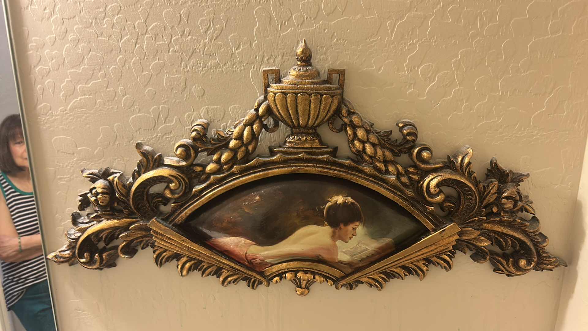 Photo 1 of ORNATE ANTIQUE NEOCLASSICAL DESIGN  STYLE GOLD WALL PEDIMENT WITH AN OVAL FIGURAL PAINTING INSET 31 1/4“ x H15.5“