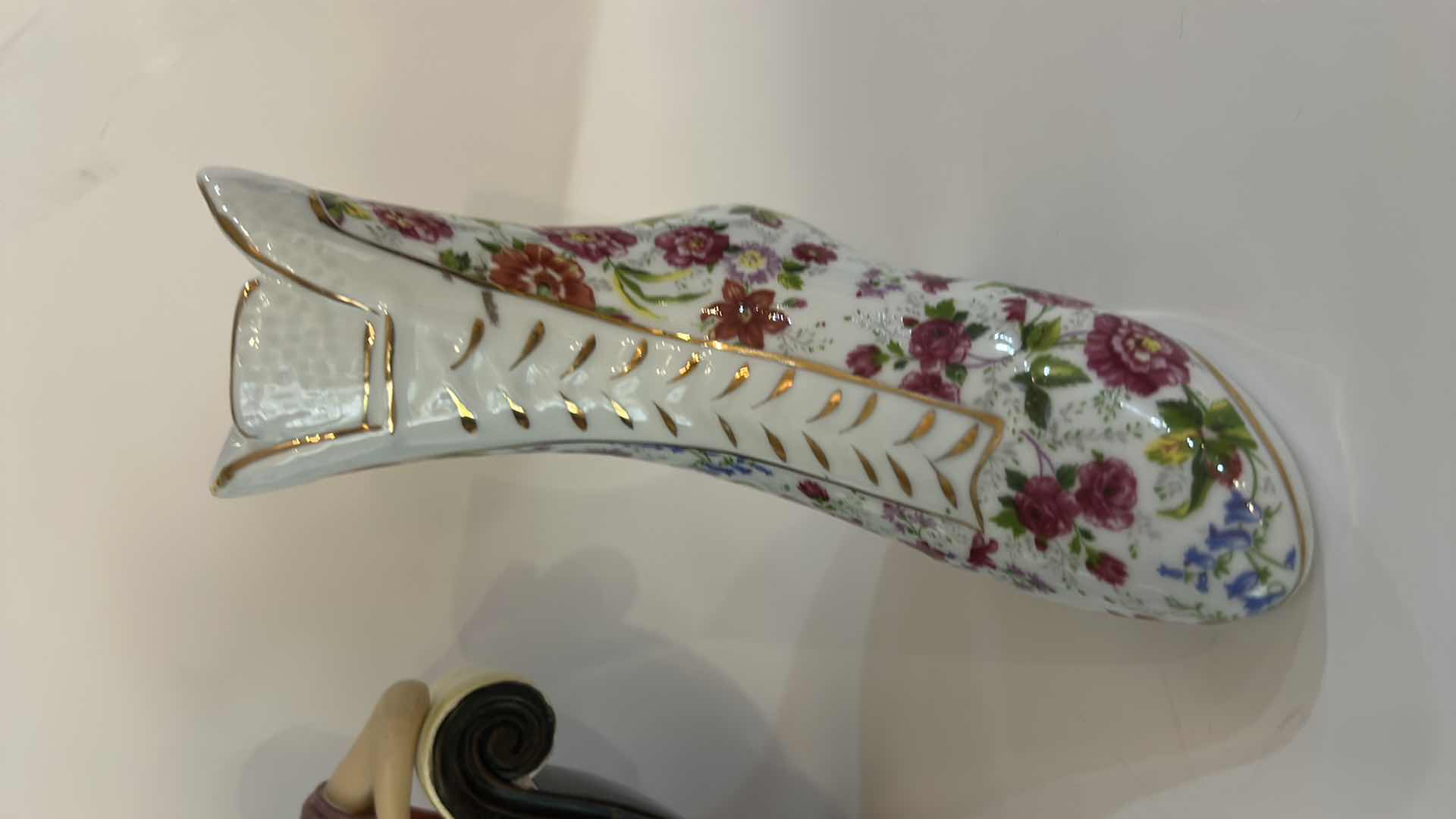 Photo 1 of 2- VINTAGE STYLE HOME DECOR (BOOT H6”)
