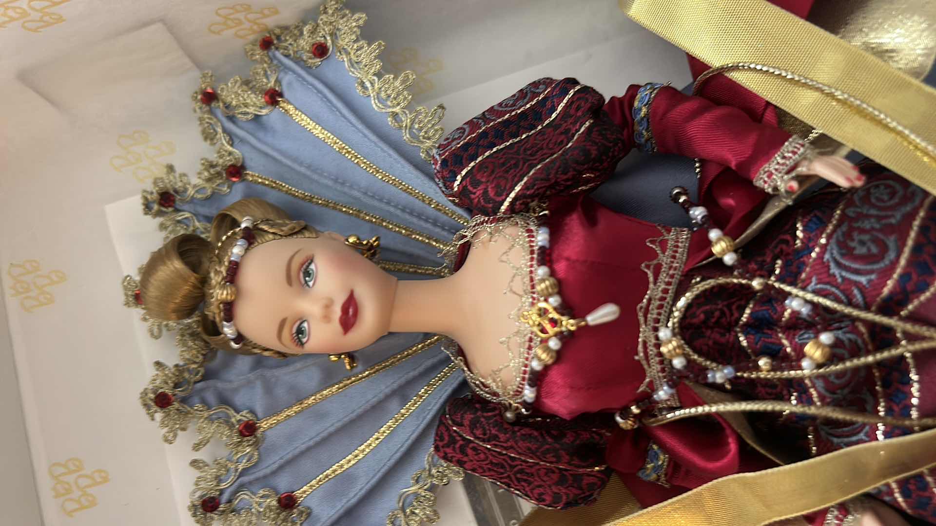 Photo 1 of MASQUERADE GALA COLLECTION"
VENETIAN  OPULENCE BARBIE
