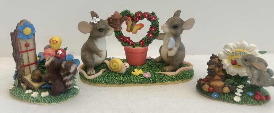 Photo 1 of 3 CHARMING TAILS MICE FIGURINES