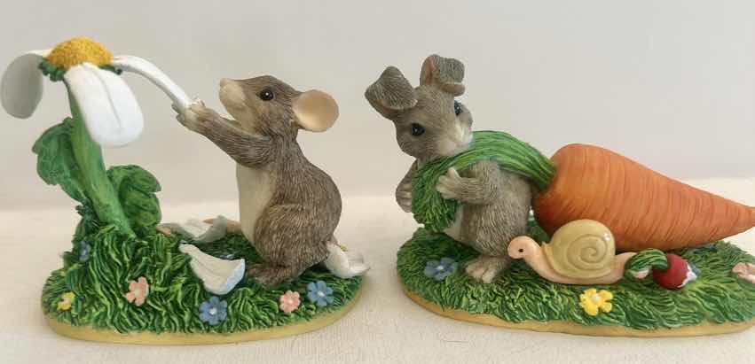 Photo 1 of 2 MICE FIGURINES - CHARMING TAILS
& SILVESTRI