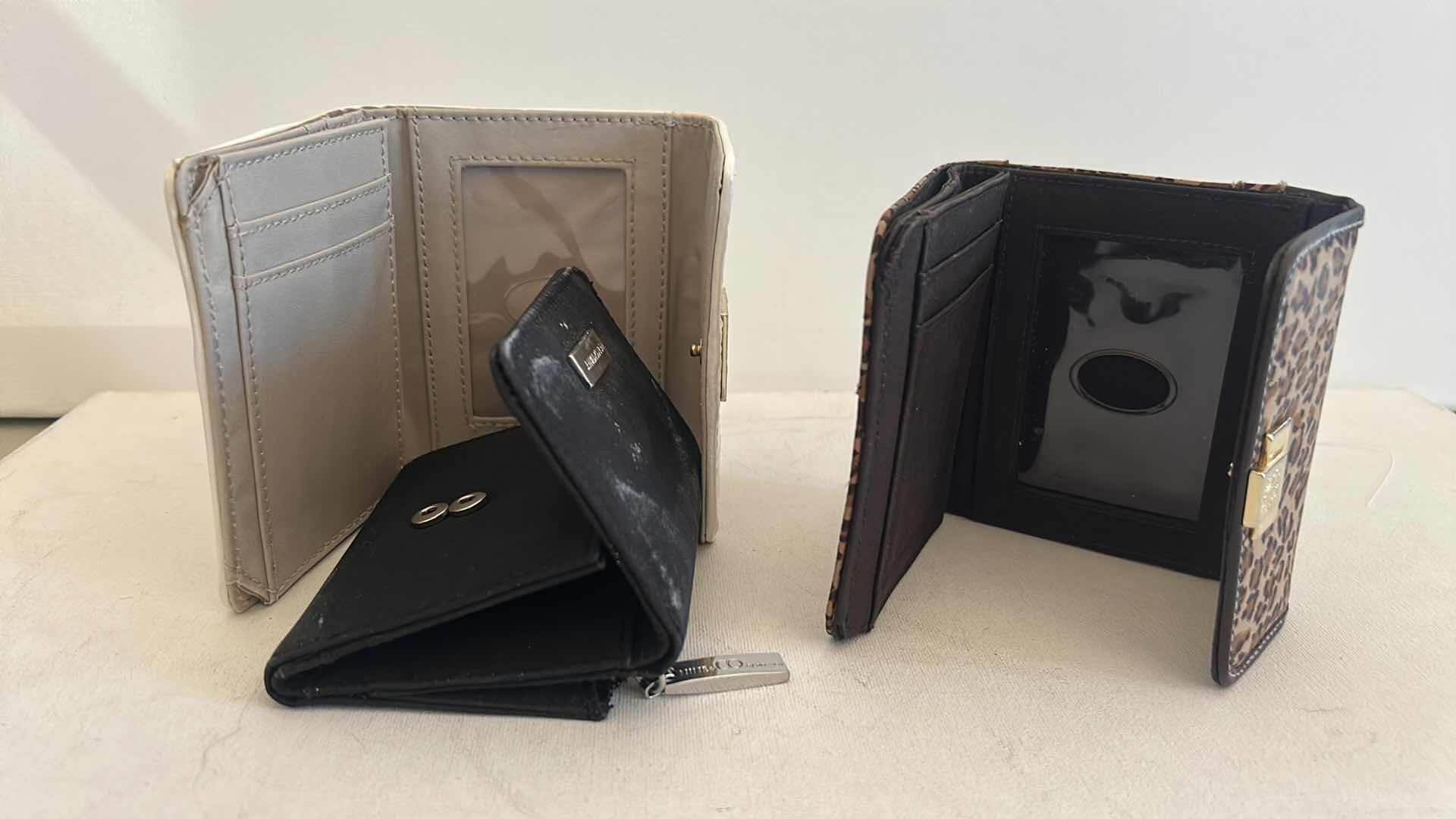 Photo 1 of 3 WOMENS WALLETS