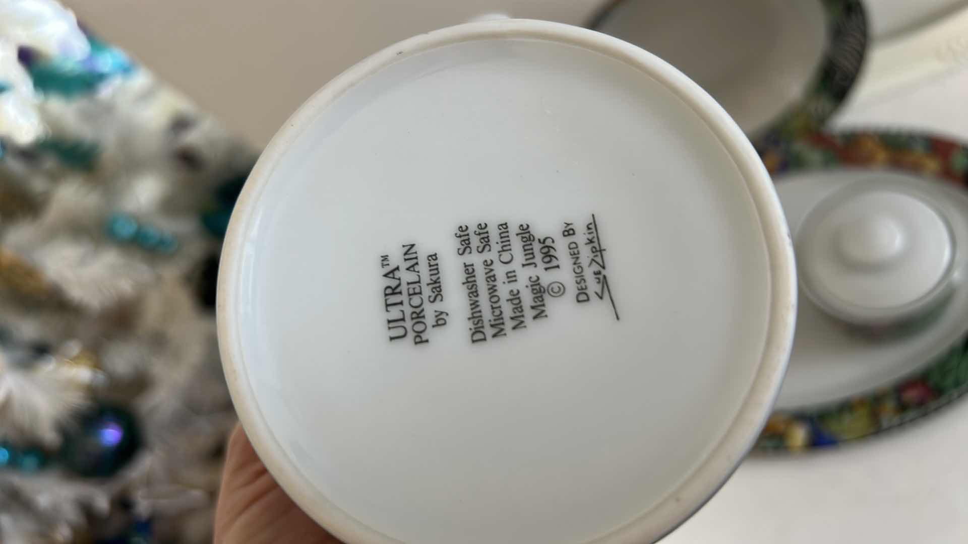 Photo 1 of 4 PC ULTRA PORCELAIN BY SAKURA DINNERWARE
