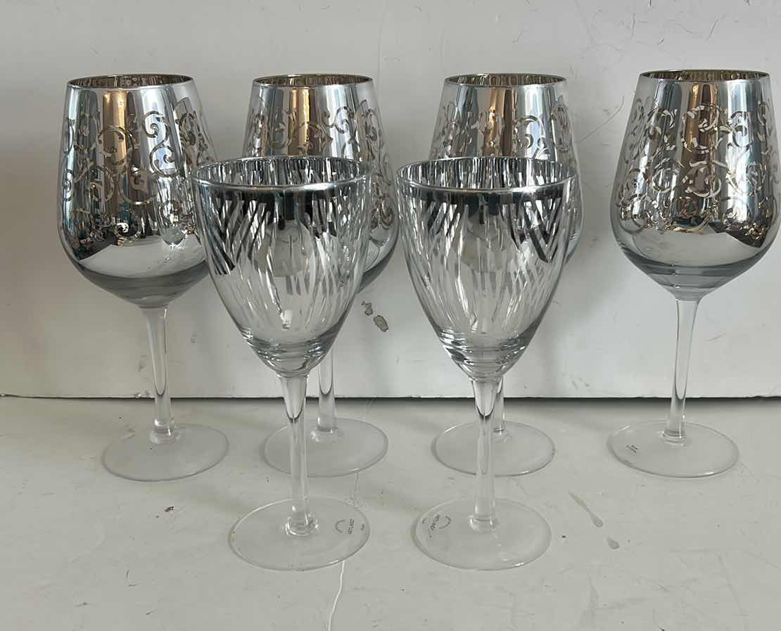 Photo 1 of 6 SILVER SPARKLE GLASS STEMWARE