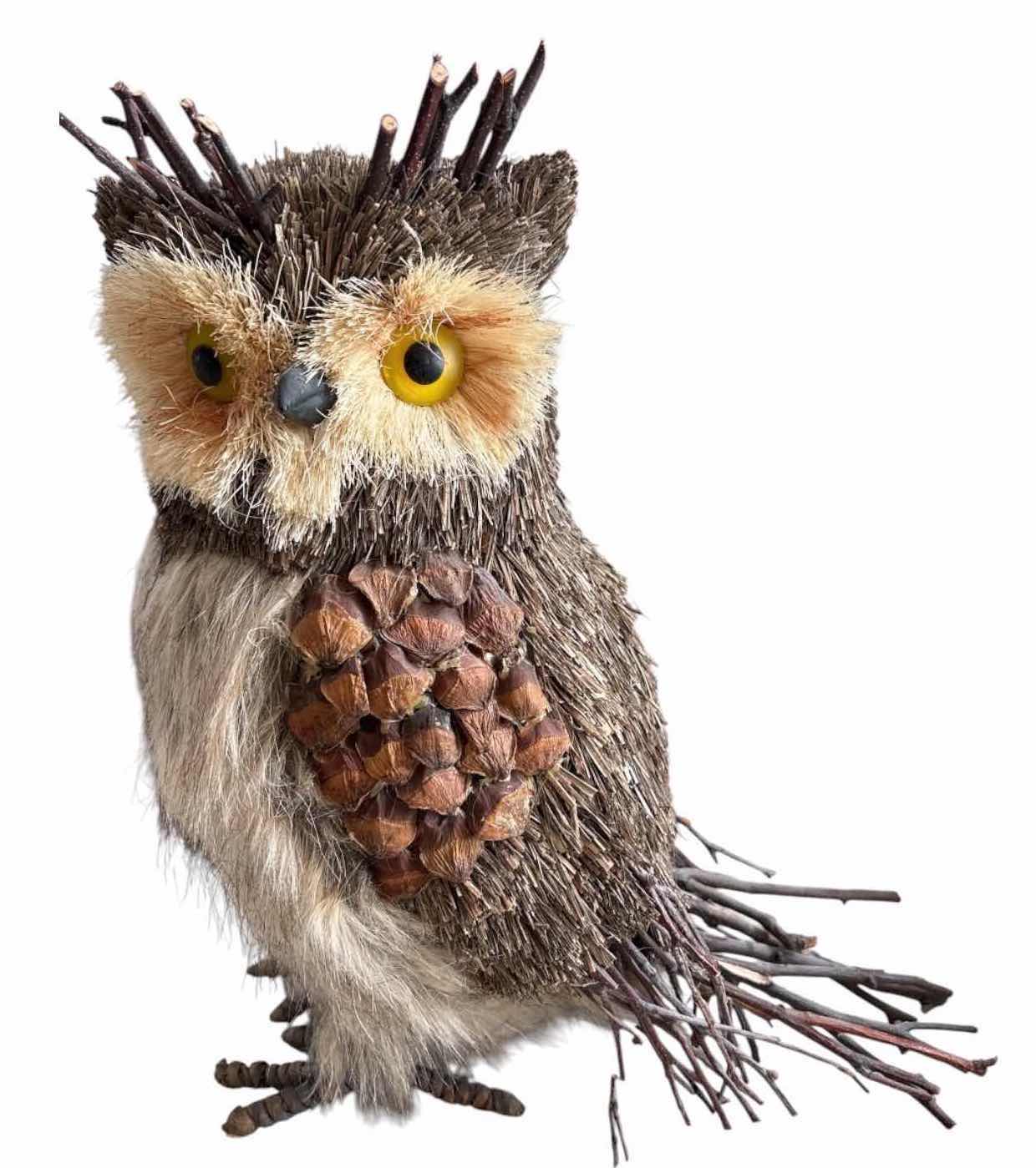 Photo 1 of 2-PCS RUSTIC WOODLAND OWL & BEAR DECORATIVE FIGURES H13”