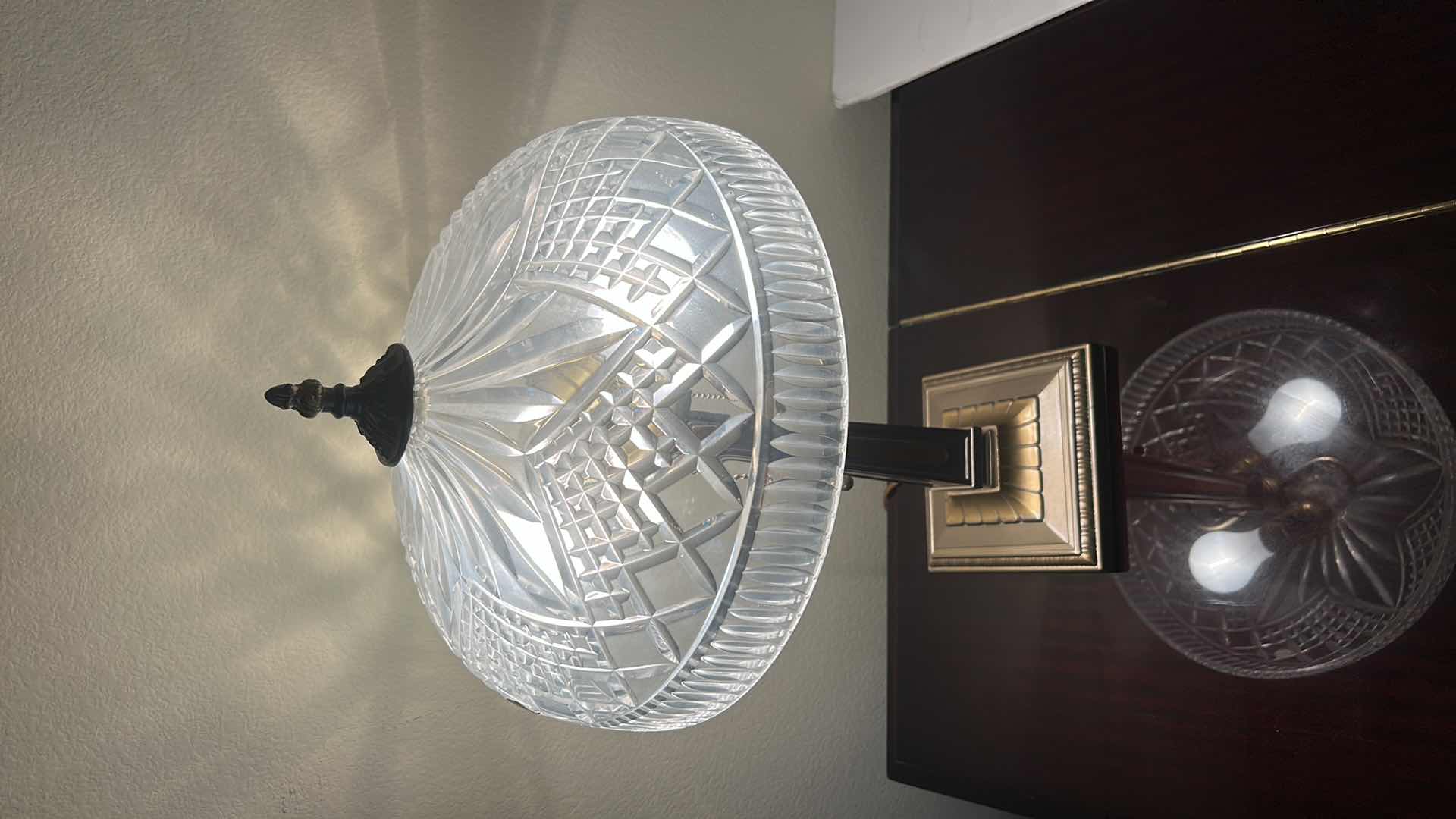 Photo 1 of WATERFORD CRYSTAL BEAUMONT TABLE LAMP H22”