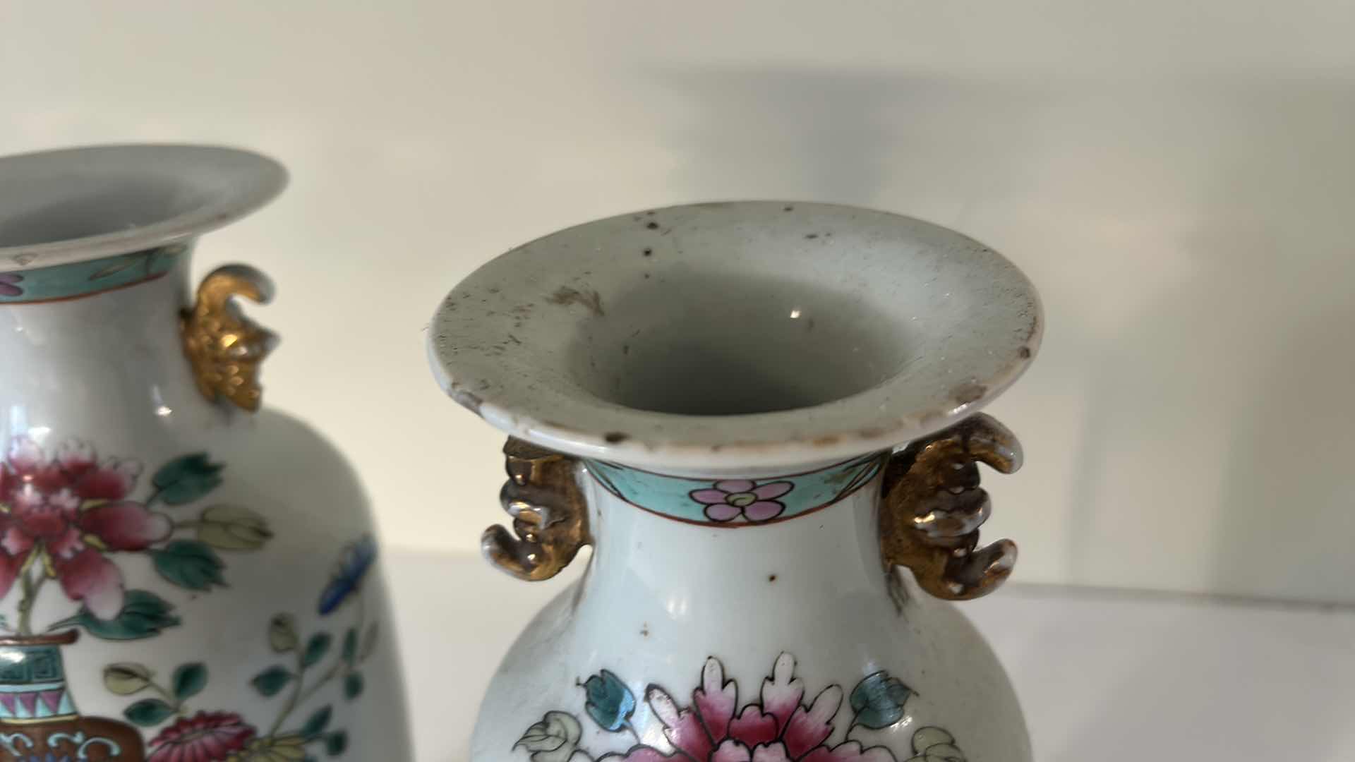 Photo 1 of 2 CHINESE FAMILLE ROSE PORCELAIN VASES H10.75”