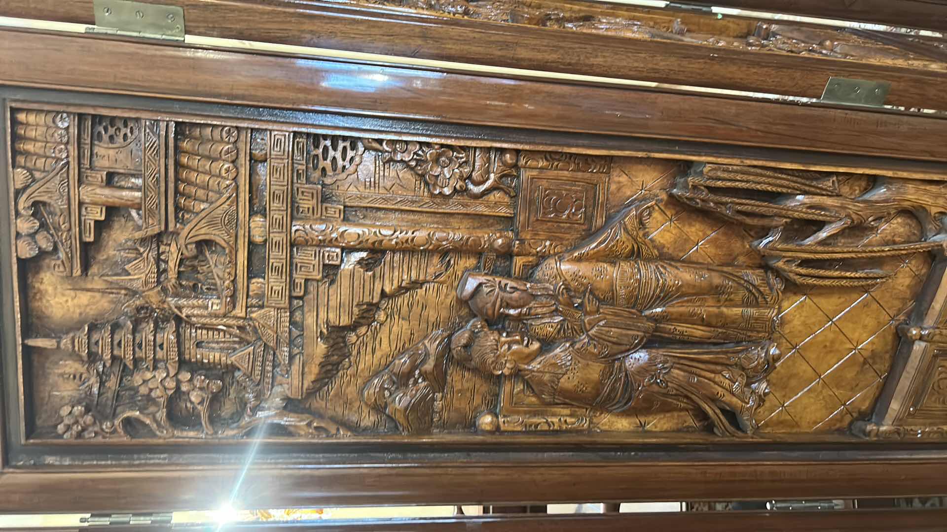 Photo 1 of ANTIQUE/VINTAGE CHINESE FOUR PANEL HAND CARVED WOODEN ROOM DIVIDER/PRIVACY SCREEN
54” x 1.5” x 6’