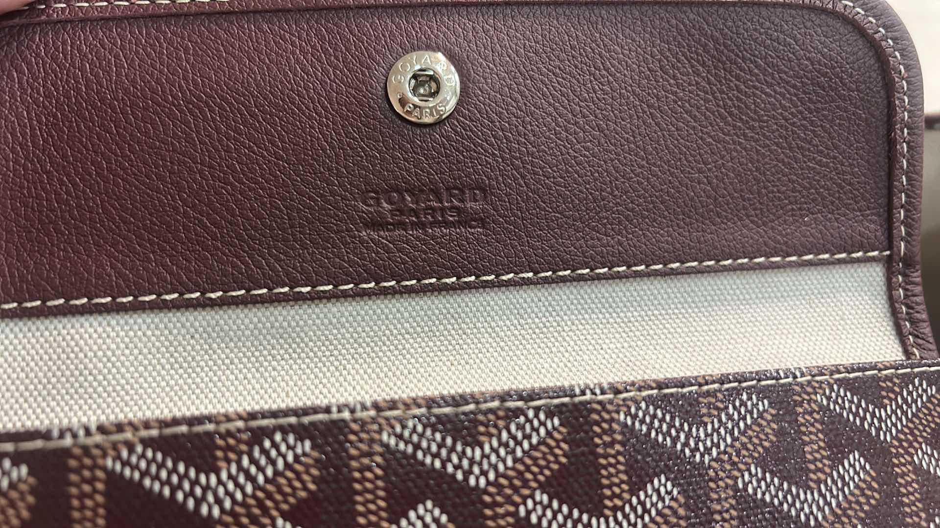Photo 1 of AUTHENTIC MAISON  GOYARD ST. LOUIS TOTE BAG IN BURGUNDY