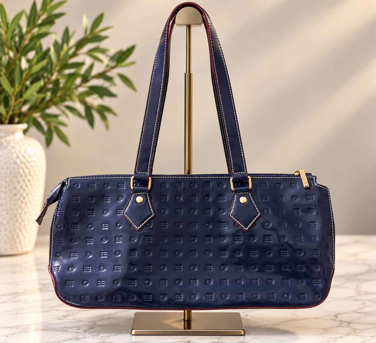 Photo 1 of AUTHENTIC ARCADIA GENUINE PATENT LEATHER EMBOSSED SHOULDER BAG/SATCHEL